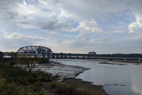 Falls of the Ohio State Park