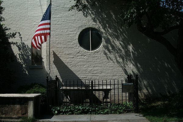  Tomb of the Unknown Soldier of the American Revolution