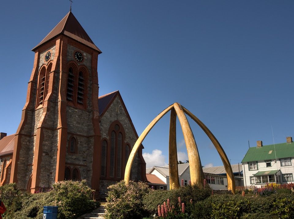 10 Places Where You Can See Whale Bones Outside a Museum - Atlas Obscura