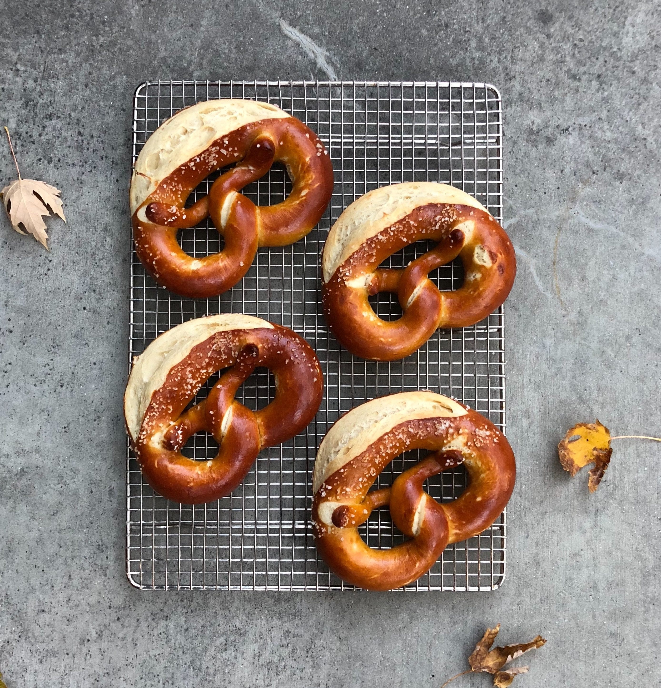 Sourdough Baking Journal: I like soft pretzels and I cannot lye