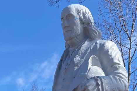 Franklin College Benjamin Franklin Statue