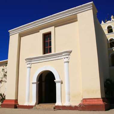 Between 1720 and 1737, six missions were established in the region, including Misión Santa Rosa de las Palmas in 1733.