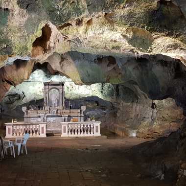 The main altar in the cave.