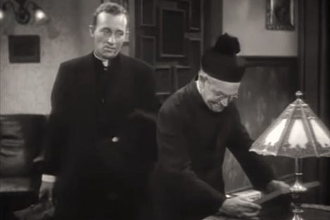 During WWII, the Only Men Getting Plastered for Oscar Night Were the Statuettes
