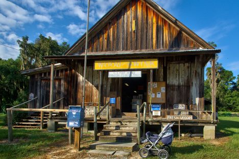 Wood & Swink General Store and Post Office