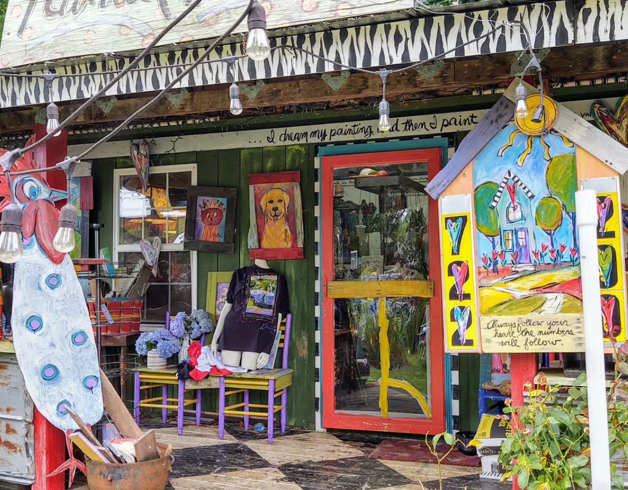 Buchanan’s personal studio/gallery is on site as well.