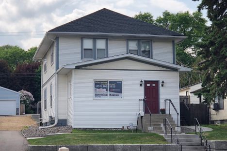 Barker-Karpis House.