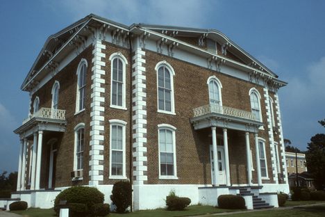 Pickens County Courthouse. 