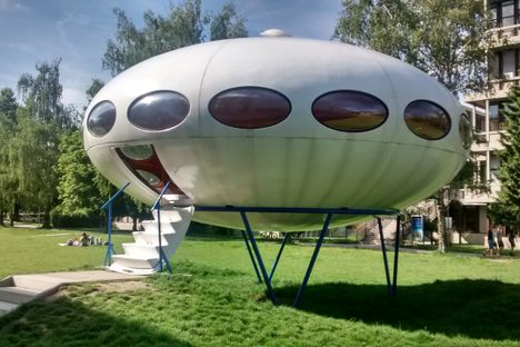 Pinakothek der Moderne Futuro House