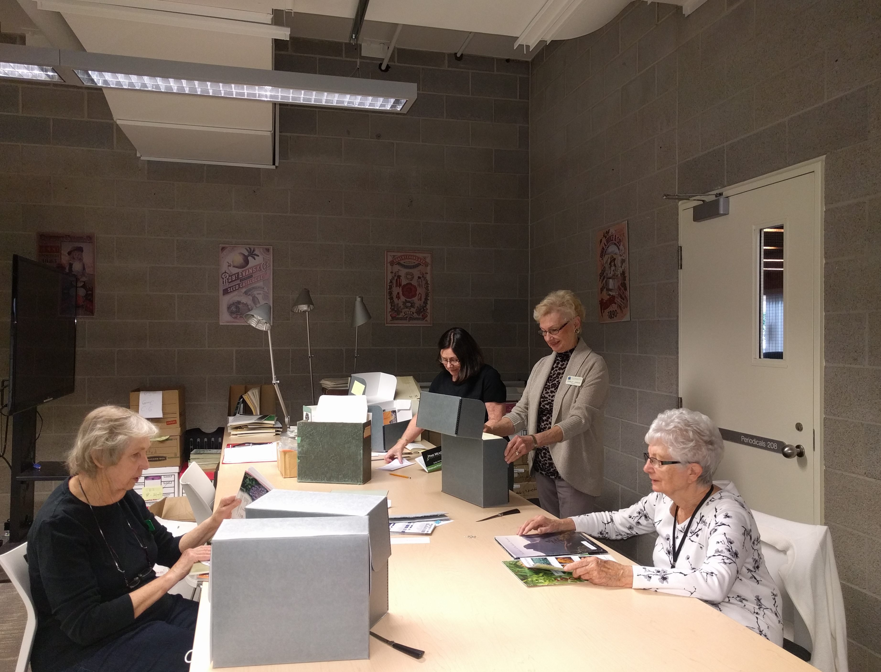 A group of seed archive volunteers, hard at work. 