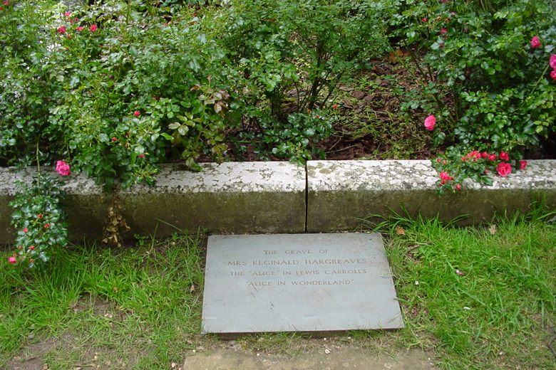 Alice Liddell's Grave – Lyndhurst, Hampshire - Atlas Obscura