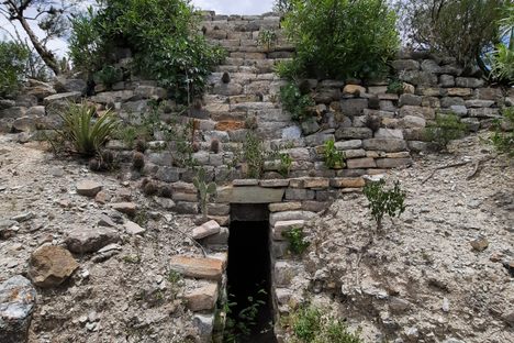 The Tomb at Cuthá Mountain