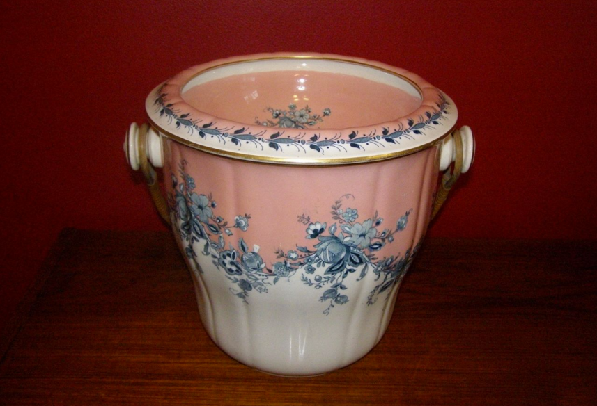 Minton Valencia chamber pot.