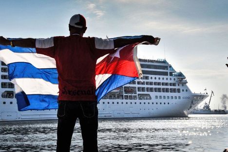 American Cruise Ship Arrives in Cuba for the First Time Since 1978