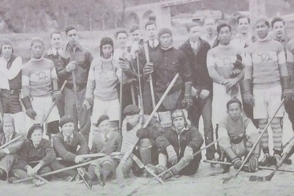 American and Korean hockey teams meeting in Pyongyang, on the frozen Taedong River, in 1933. 