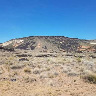 Lava capping sandstone toward the north end of the park.