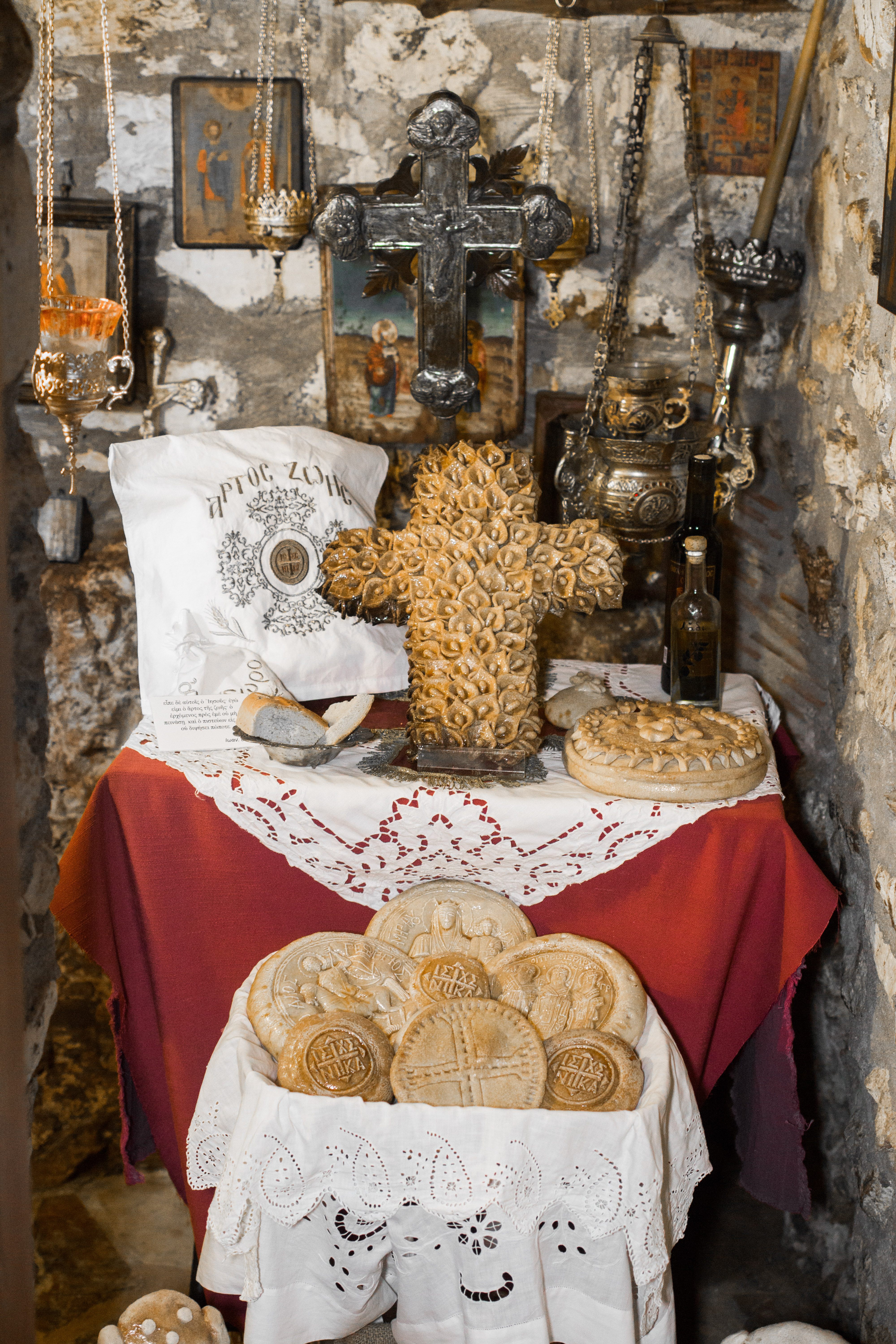 Ecclesiastical breads exhibited in the European Museum of Artos.