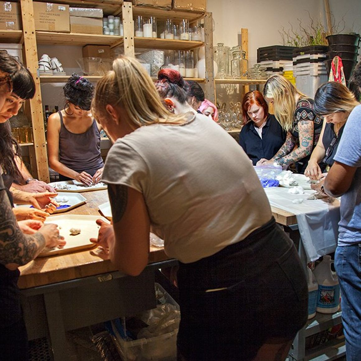 Students in a taxidermy workshop with Amber.