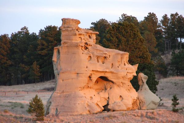 Medicine Rocks State Park