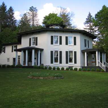 T.M. Younglove Octagon House.
