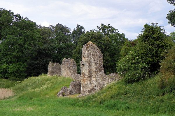 The Bailey walls of Berkhamsted Castle.