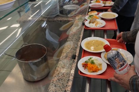 Canteen 19