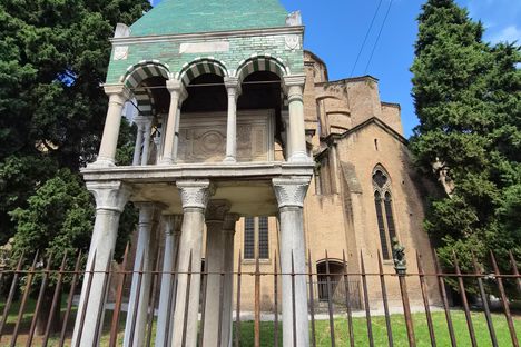 Beautiful funerary monument outside Basilica of San Francesco