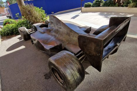 Sculpture commemorating Mika Häkkinen's 1998 Monaco victory