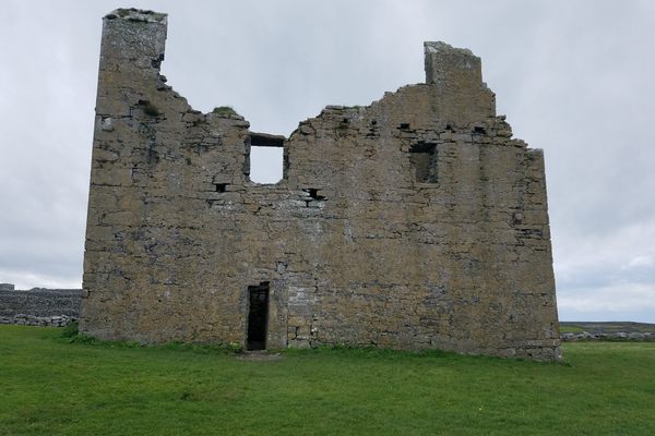 Front view of Castle O'Brien.