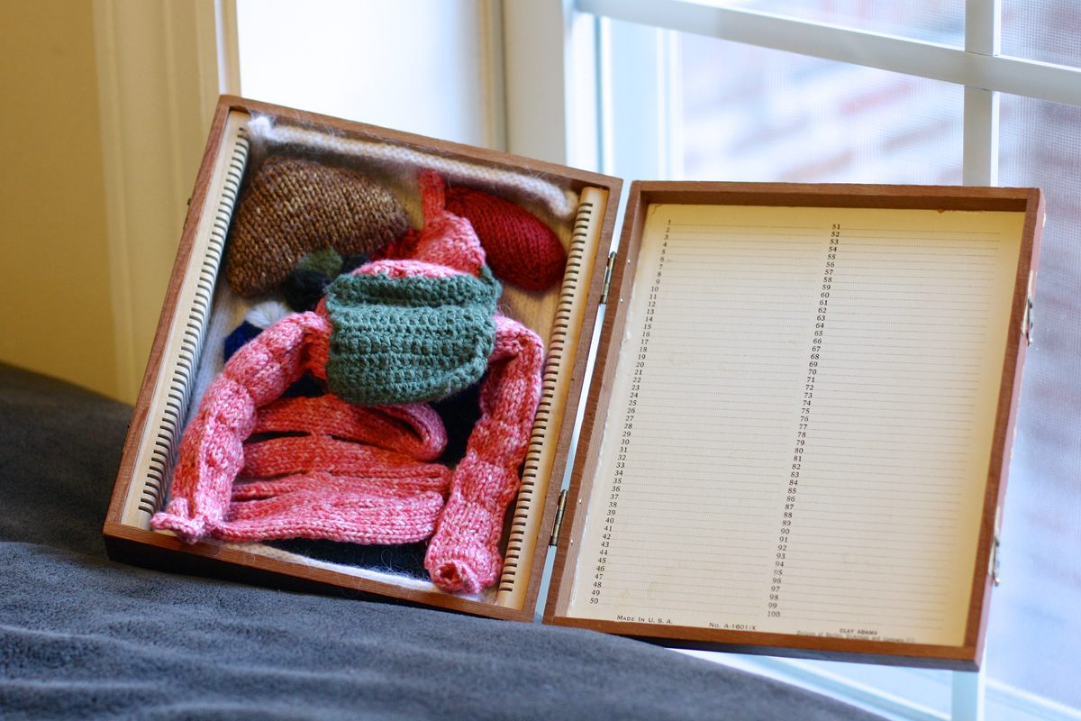 Students can practice nestling the organs, the way they are in the abdominal cavity.