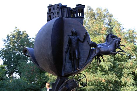 Monument to Orange