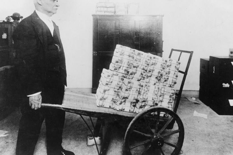 $75,000 in old currency gets wheelbarrowed around Treasury