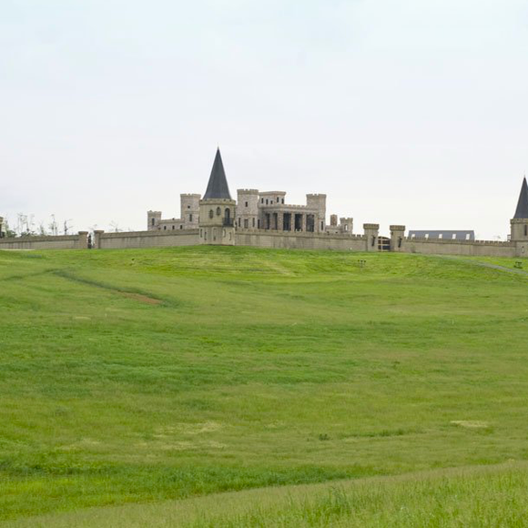 versaille medieval castles