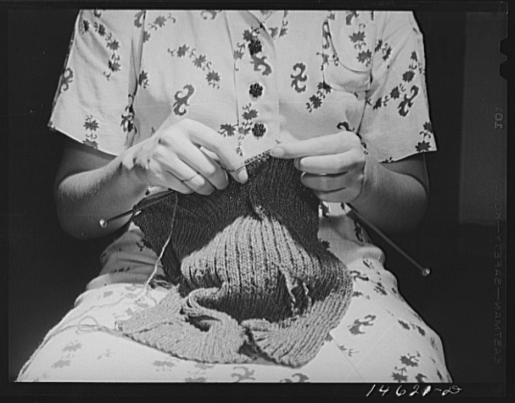 A woman knitting, Washington DC, 1941. 