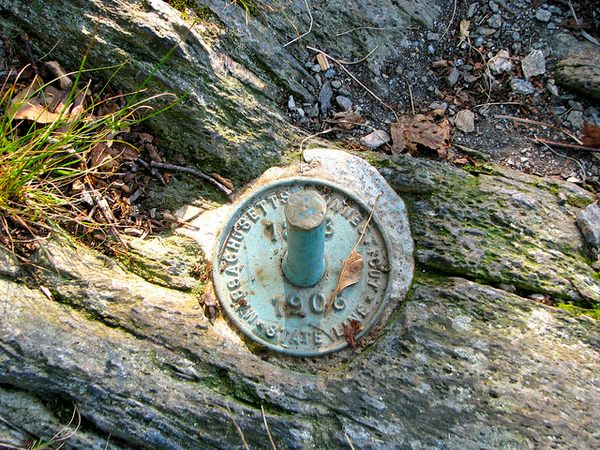 Great Swamp Fight Monument – South Kingstown, Rhode Island - Atlas Obscura