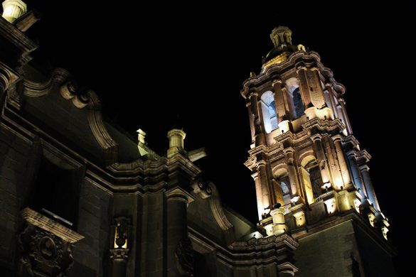 Diablo IV: catedral centenária se torna HellBnB em noite de terror