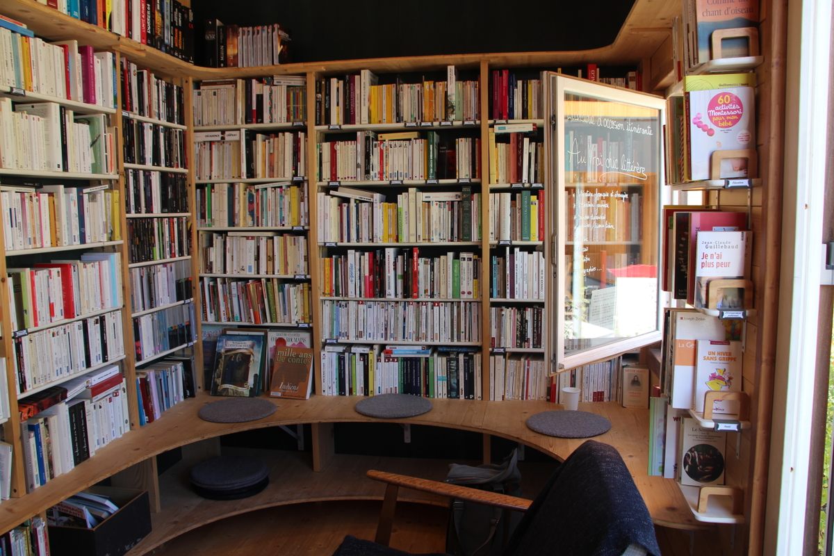 Megel-Nuber sources all his books secondhand.