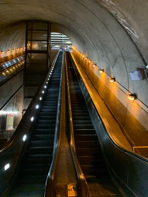 Rosslyn Metro Escalator – Arlington, Virginia - Atlas Obscura