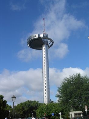 Moncloa Lighthouse
