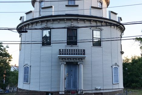 Somerville Round House