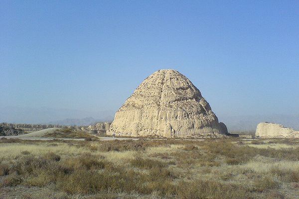 The royal tomb (Flickr/Satanyork)