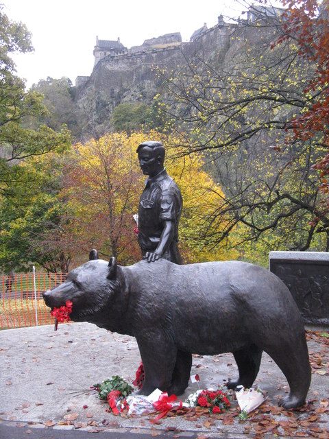 10 Adorable Bronze Animal Statues That You Will Want To Hug - Atlas Obscura