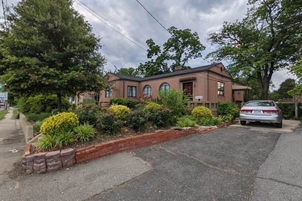 9904 Colesville Road (Polychrome II)