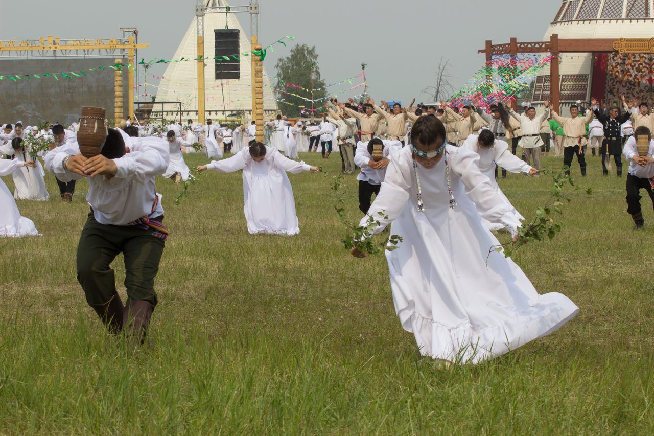 Dance performances are a major part of Yhyakh celebrations.