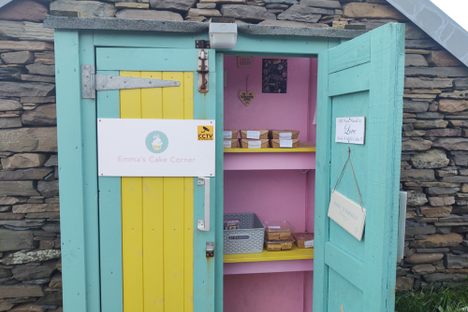 Hoswick's cake shelter (Emma's Cake Corner).