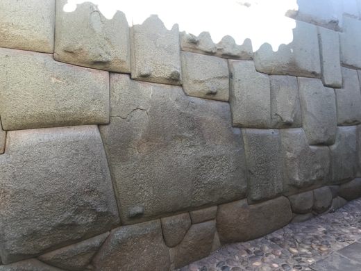 Nearly a thousand years ago, Inca masons fit this 12-angled stone into a  wall using no mortar. : r/pics