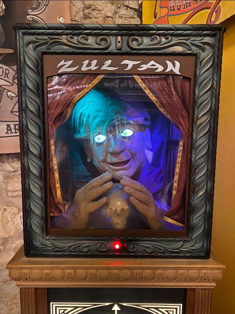 The movie actually features Zoltar not Zultan. But who's counting?