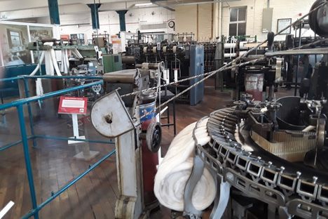 Wool combing, carding and drawing machines