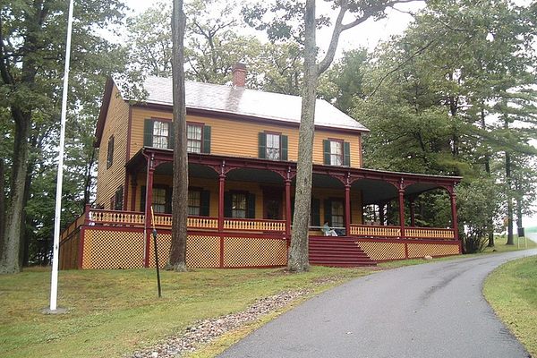 Grant's Cottage.