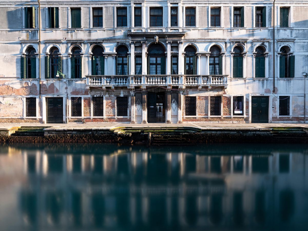 Olbi hopes to convert some part of Venice's Palazzo Ca' Zenobio into a cultural center to support artisans and bookbinders. 